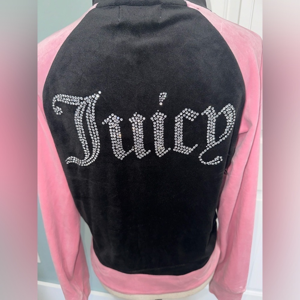Juicy Couture Y2K Pink/Black Logo Embellished Velour Track jacket size medium - Picture 5 of 7